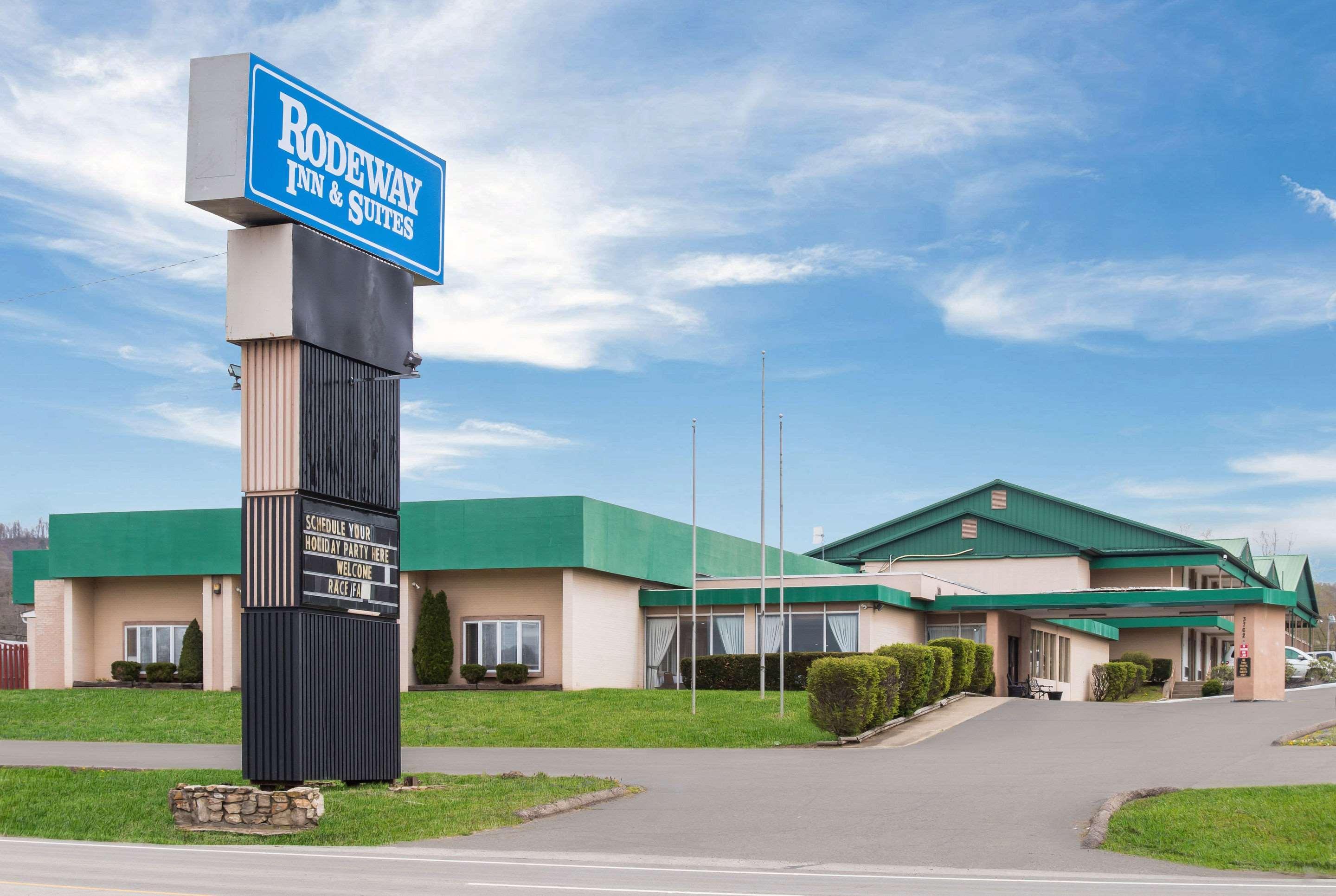 Rodeway Inn And Suites Portsmouth Exteriör bild