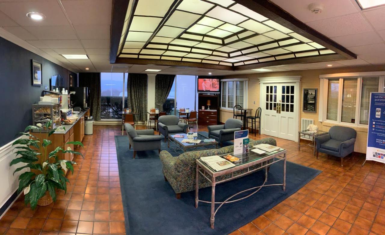 Rodeway Inn And Suites Portsmouth Exteriör bild